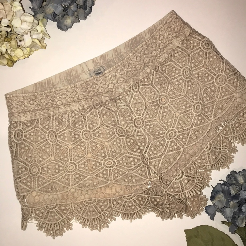 Ecote Shorts size S